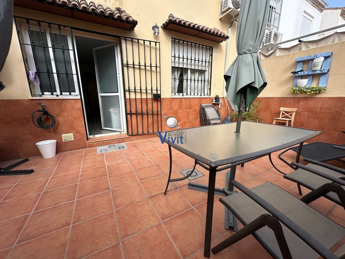 Terrace of House or chalet for sale in Alcalá de Guadaira  with Air Conditioner and Terrace