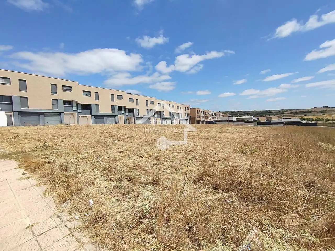Residencial en venda en Viana