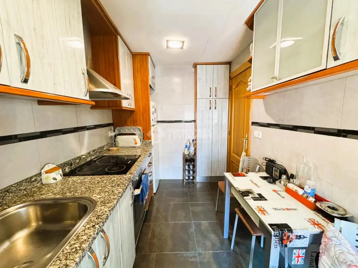 Cocina de Piso en venta en Zaragoza con Calefacción y Parquet