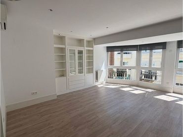 Piso con ascensor en venta en Calle del Geral Díaz Porlier, Goya