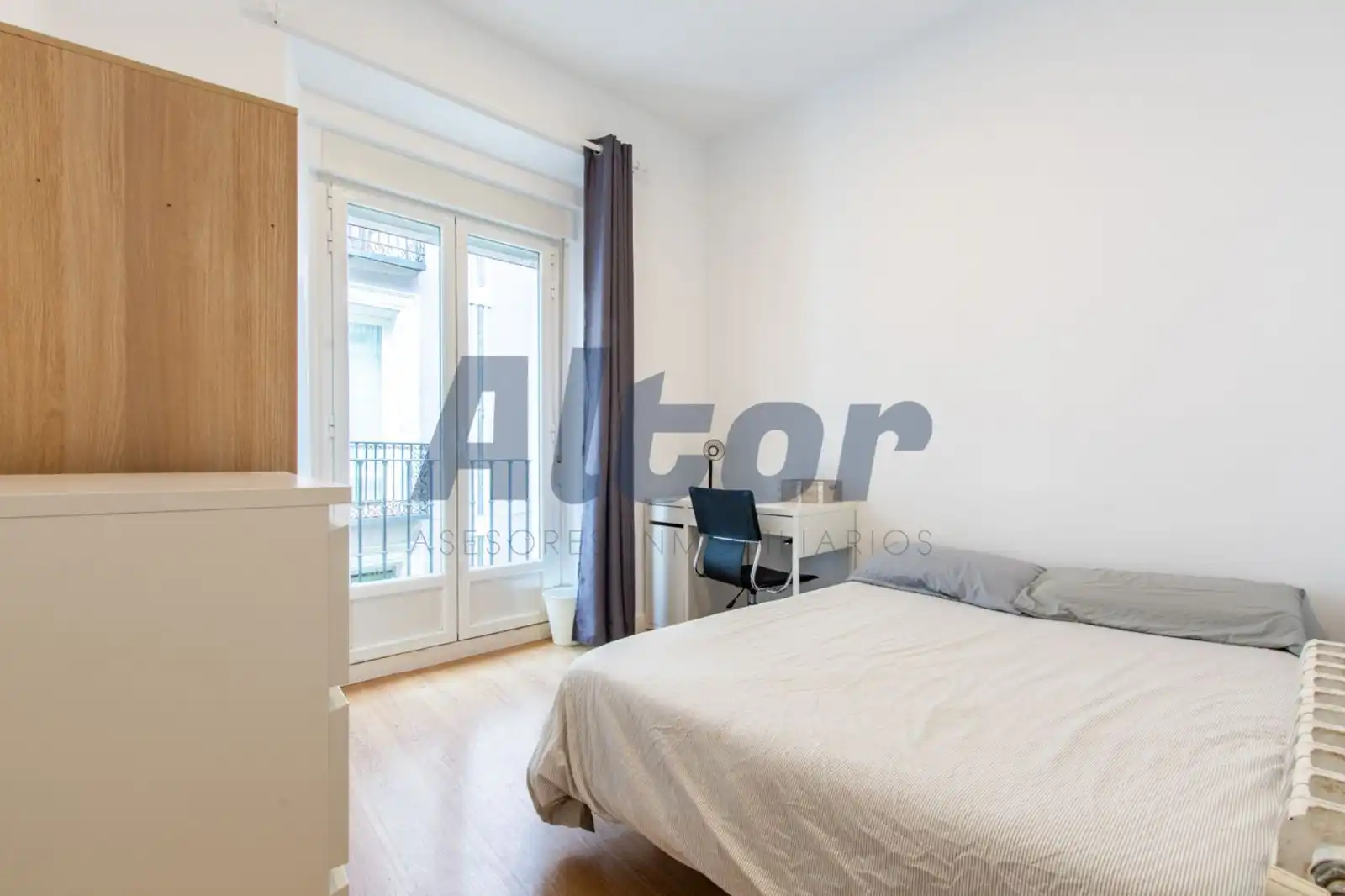 Wohnung zur Miete in DE LA MADERA, Universidad - Malasaña