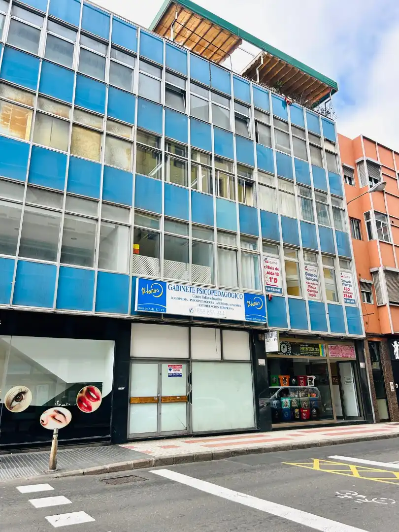 Vista exterior de Local de alquiler en Las Palmas de Gran Canaria