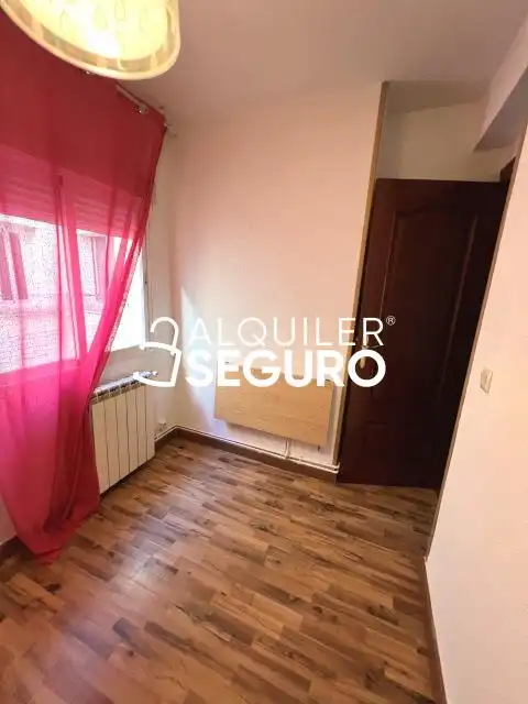 Flat for rent in de Hernán Cortés, Descubridores - Escritores