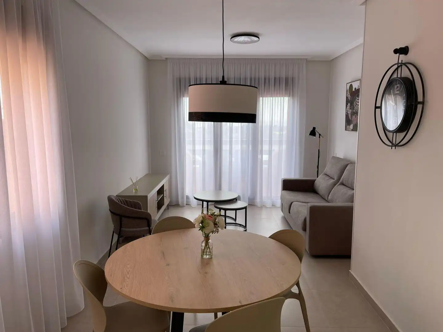 Living room of Flat for rent in Los Alcázares  with Air Conditioner, Furnished and Balcony
