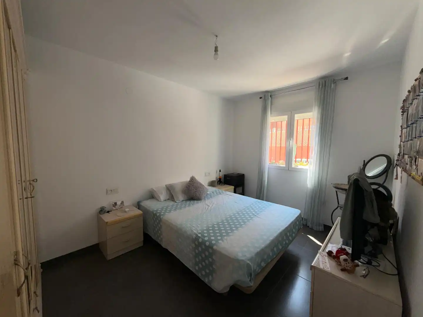 Bedroom of Flat for sale in Peligros  with Air Conditioner