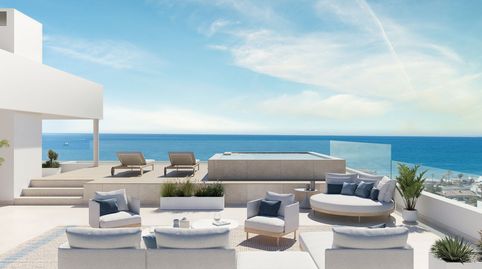 Seaside Bliss en Estepona Apartamento con gimnasio comunitario, piscina y vistas panorámicas al mar