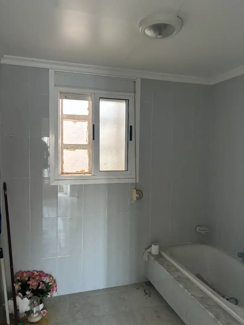 Bathroom of Houses for sale in Vigo   with Private garden