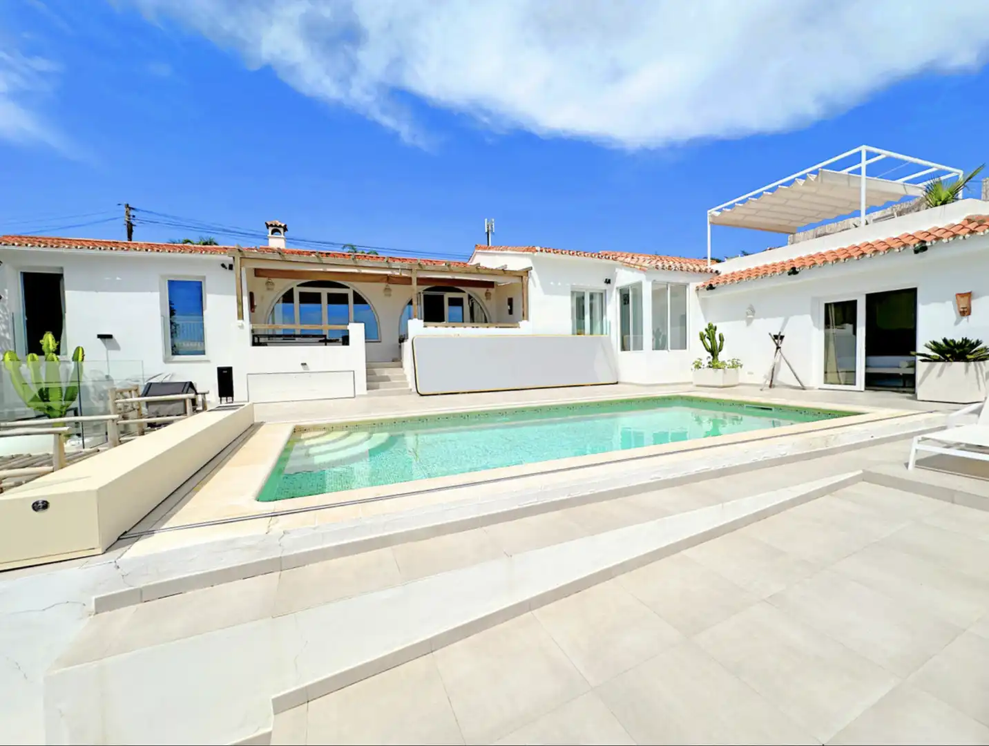 Piscina de Casa o xalet en venda en Estepona amb Aire condicionat, Jardí privat i Terrassa
