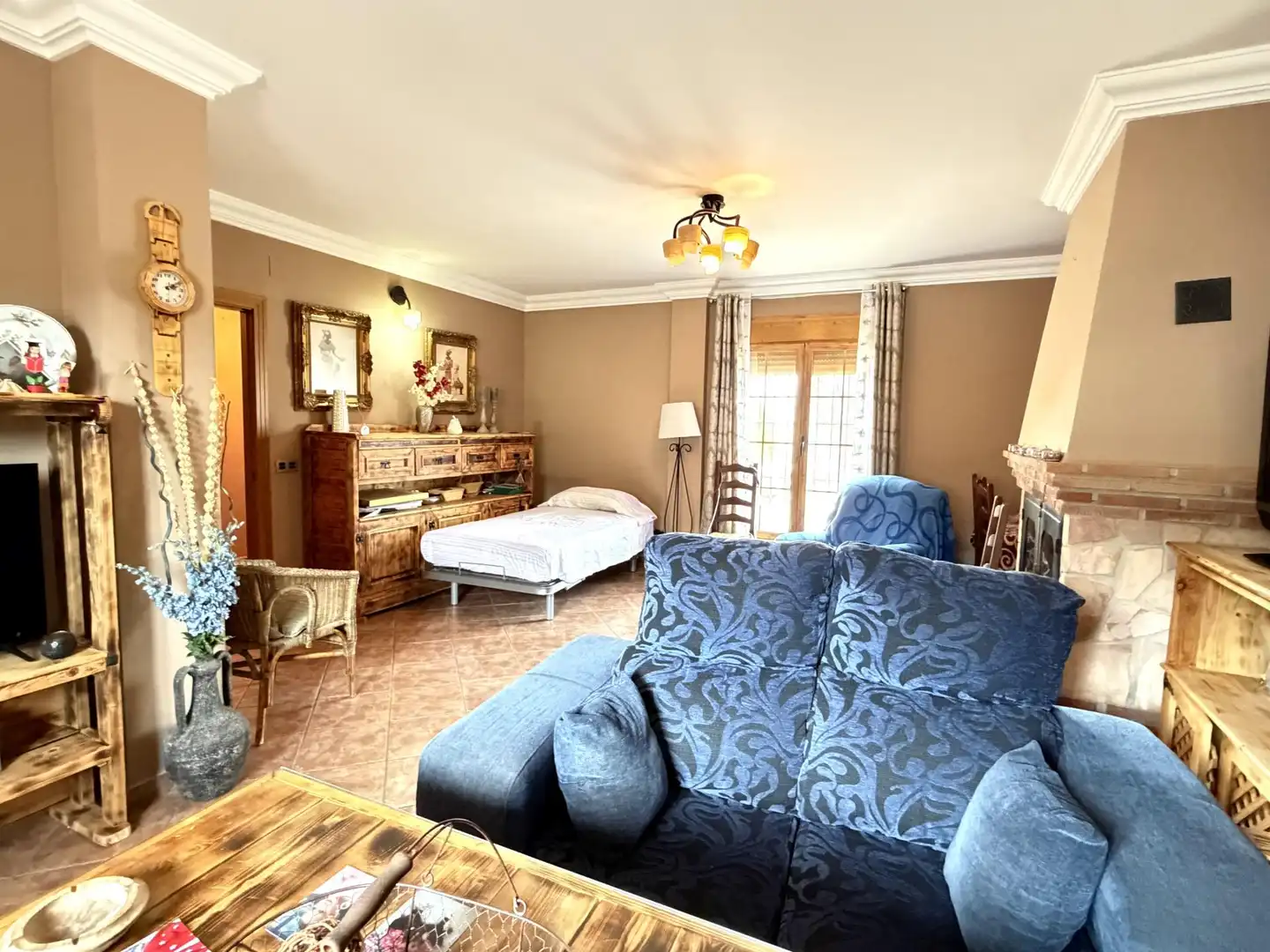 Living room of Country homes for sale in Valle de Abdalajís  with Air Conditioner, Heating and Private garden