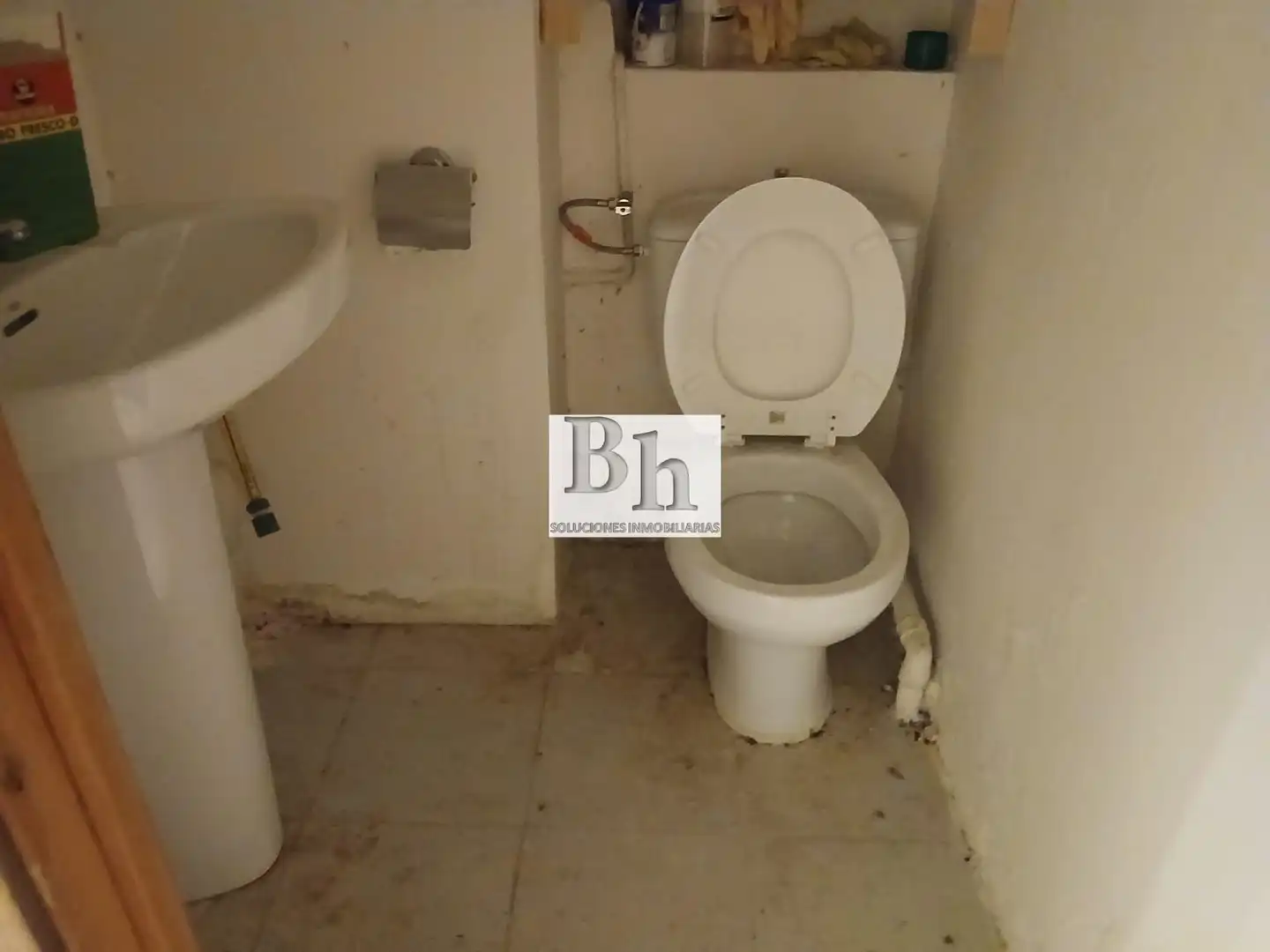 Baño de Local en venta en Málaga con Aire acondicionado