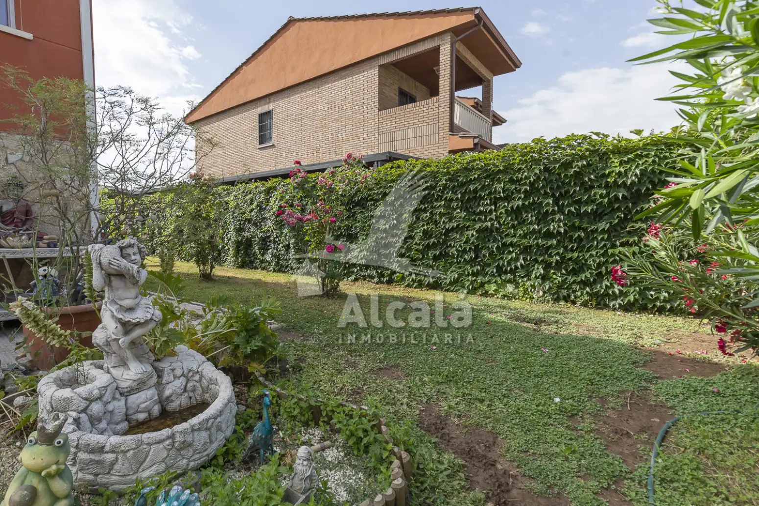 Garden of Houses for sale in Camarma de Esteruelas  with Air Conditioner, Heating and Private garden