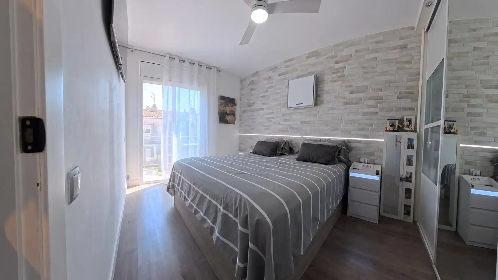 Bedroom of Detached homes for sale in Cubelles  with Air Conditioner, Heating and Private garden