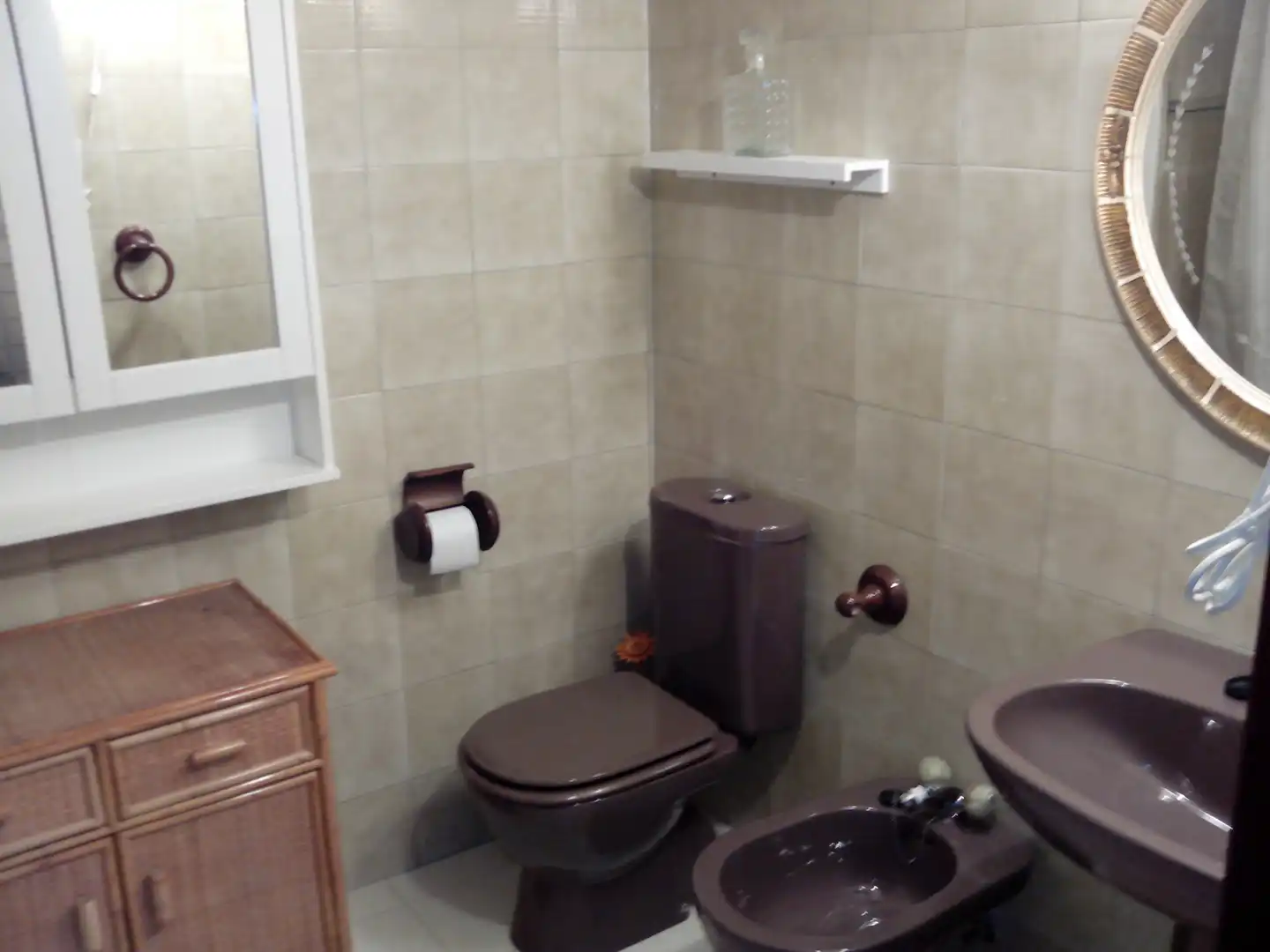 Bany de Pis en venda en Oviedo  amb Calefacció, Parquet i Traster