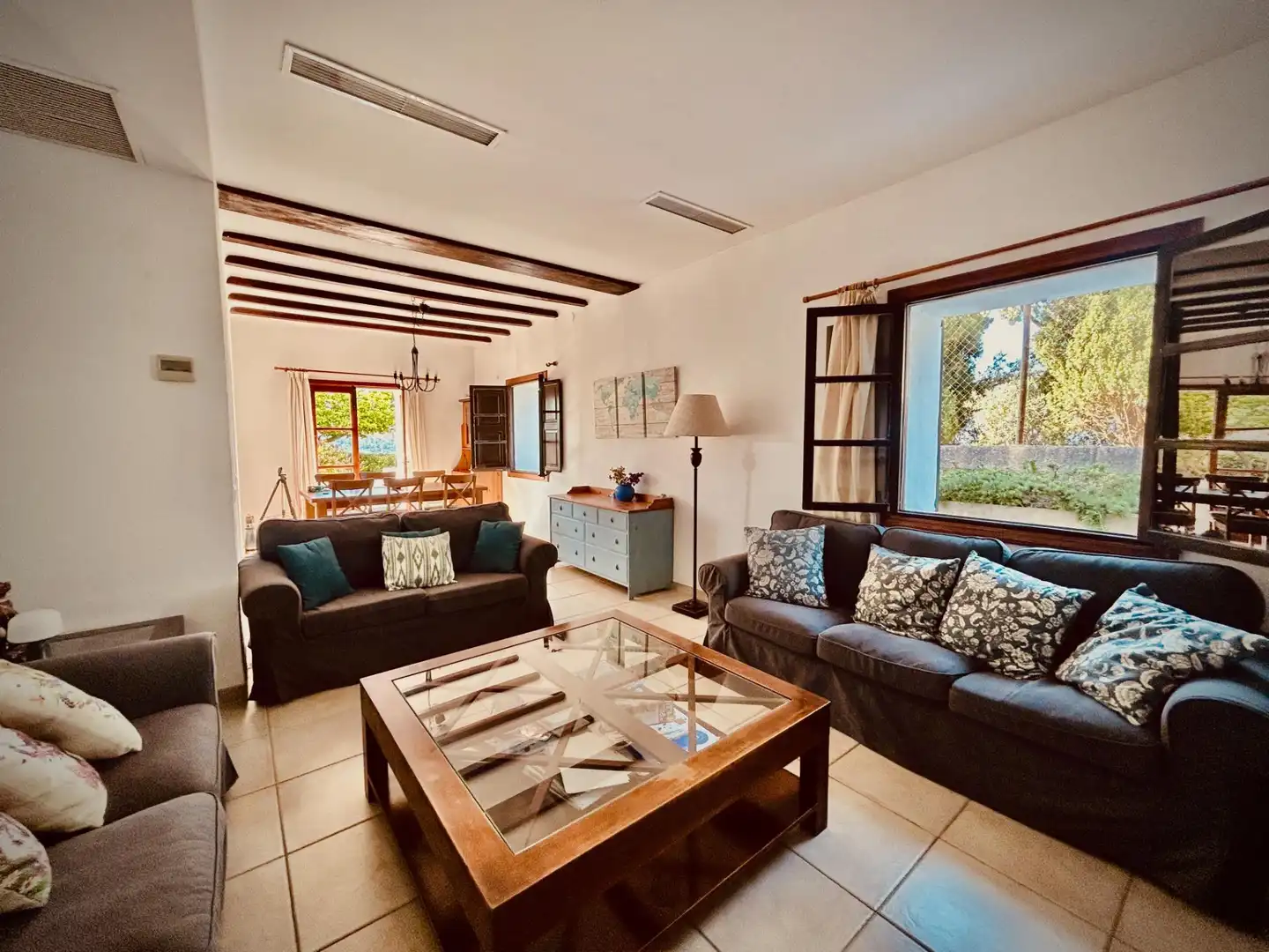 Sala de estar de Casa o chalet de alquiler en Puigpunyent con Jardín privado, Terraza y Piscina comunitaria