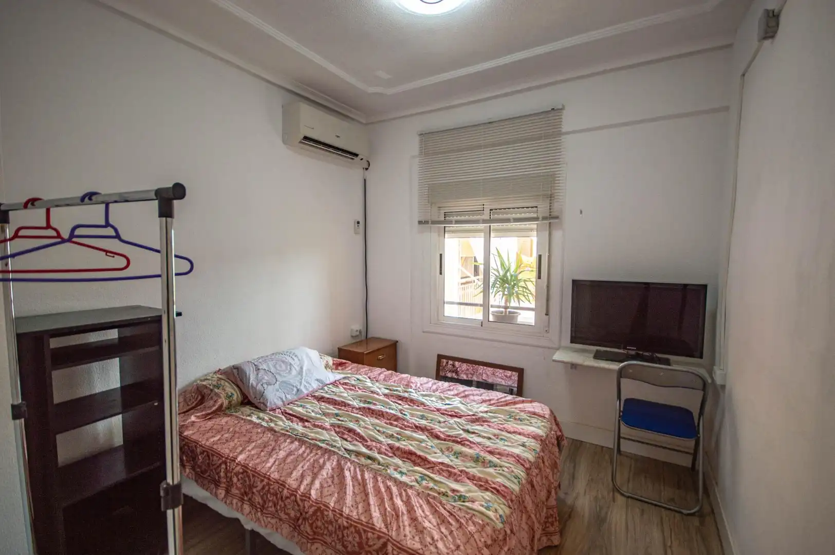 Schlafzimmer von Wohnung zur Miete in Elda