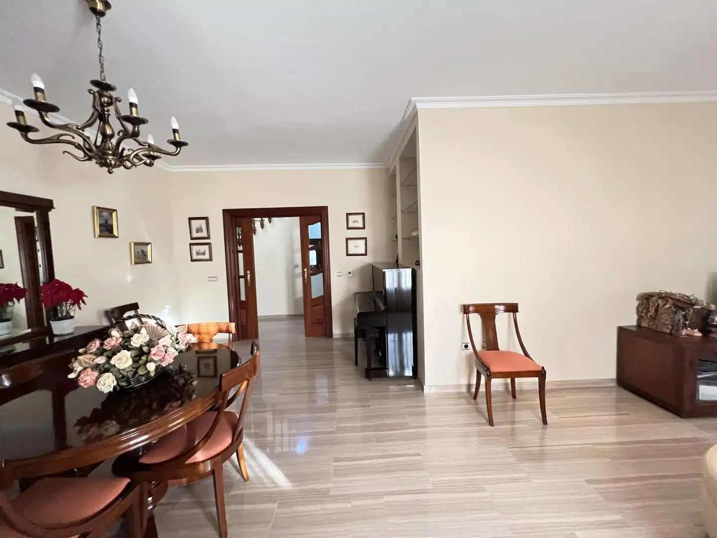 Menjador de Casa o xalet en venda en Antequera amb Aire condicionat, Calefacció i Jardí privat