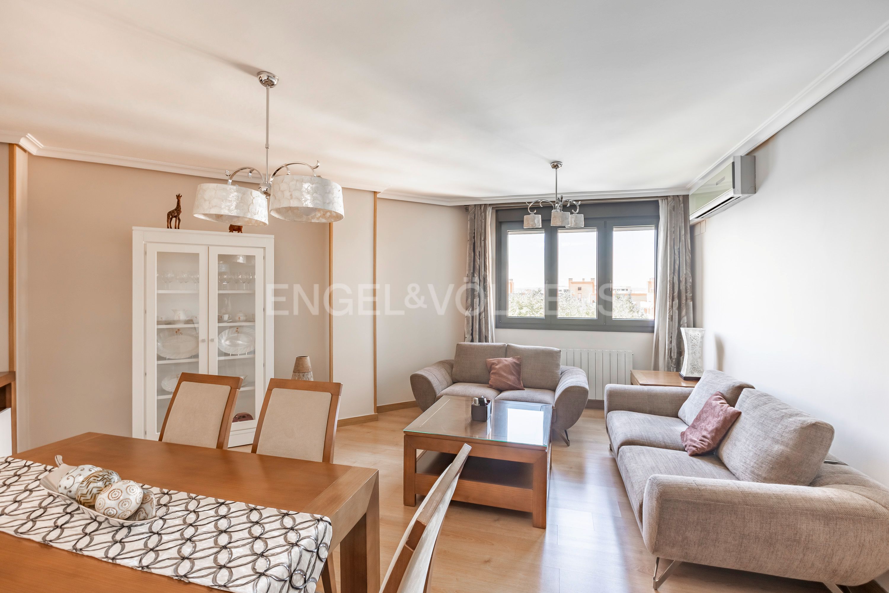 Sala d'estar de Apartament en venda en Torrejón de Ardoz amb Aire condicionat, Calefacció i Jardí privat