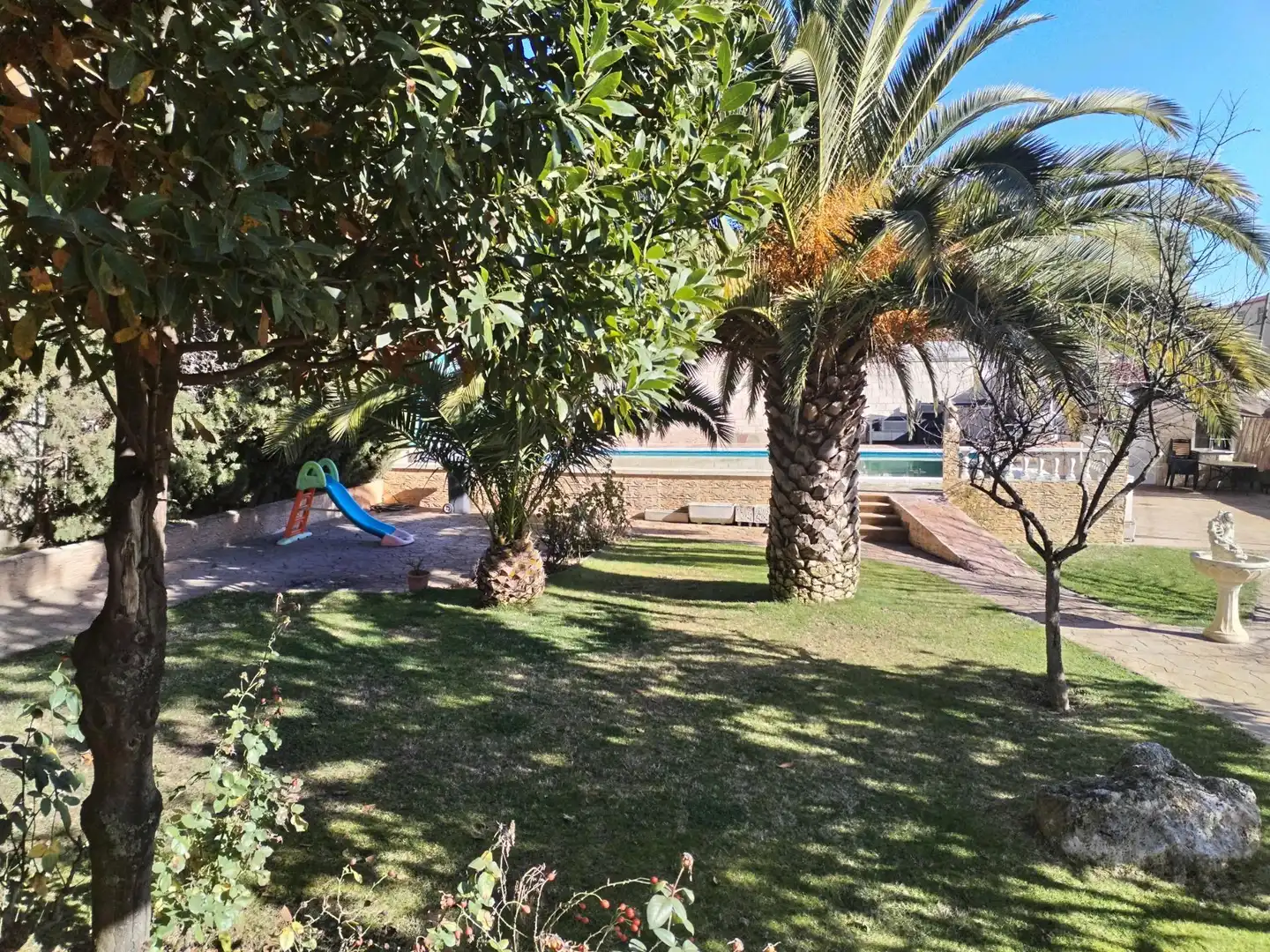 Jardín de Casa o chalet en venta en Campo Real con Aire acondicionado, Calefacción y Jardín privado