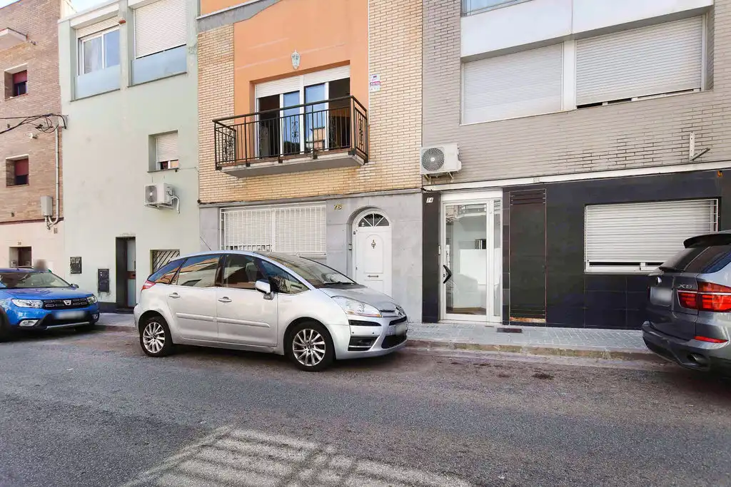 Piso con ascensor en venta en C/ Urgell, imagen 3