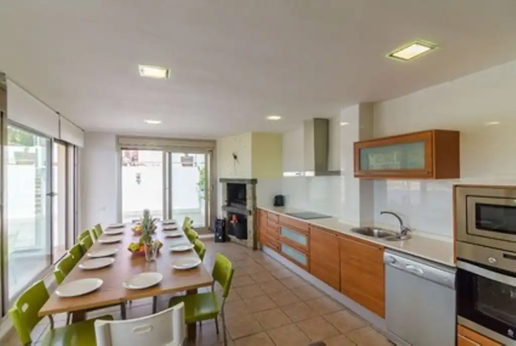 Cuina de Casa o xalet en venda en Lloret de Mar amb Aire condicionat, Calefacció i Jardí privat