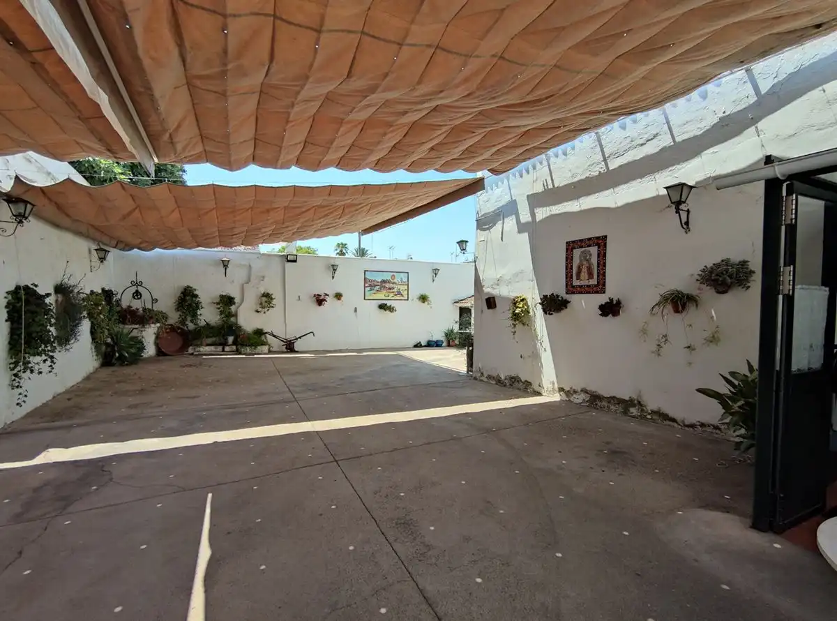 Terrace of Commercial properties for rent in Palomares del Río  with Air Conditioner