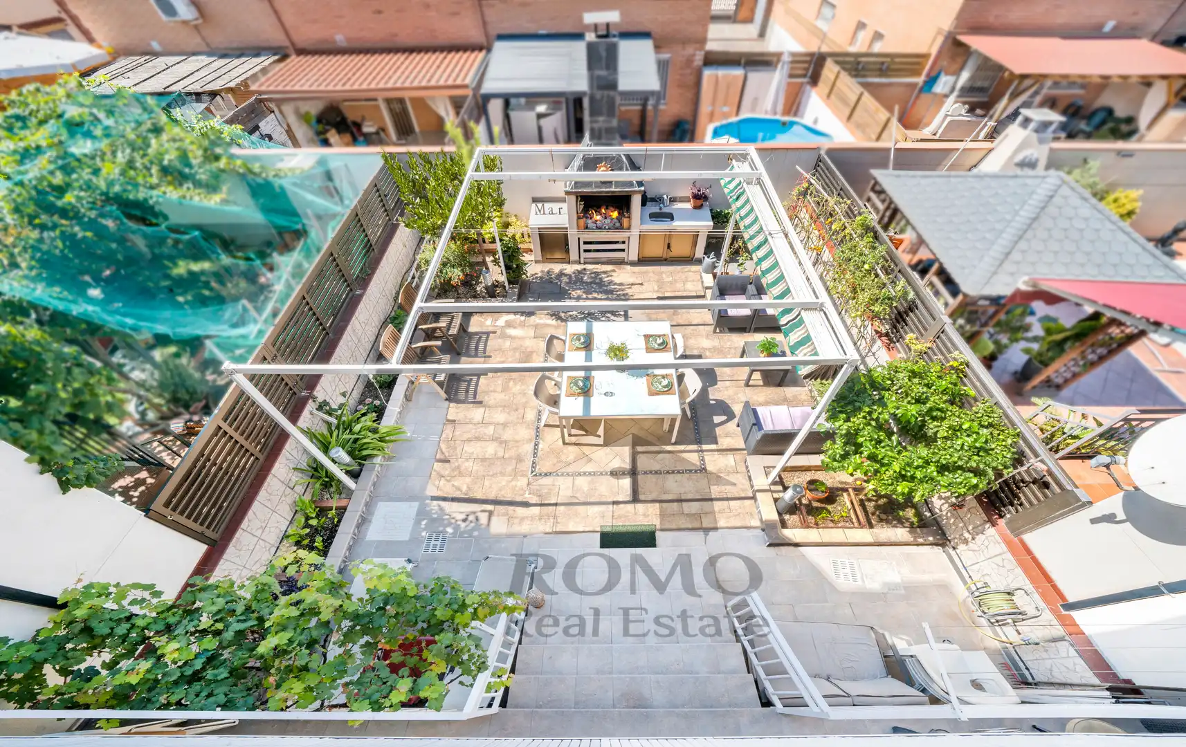 Terraza de Casa o chalet en venta en Santa Perpètua de Mogoda con Aire acondicionado, Calefacción y Jardín privado