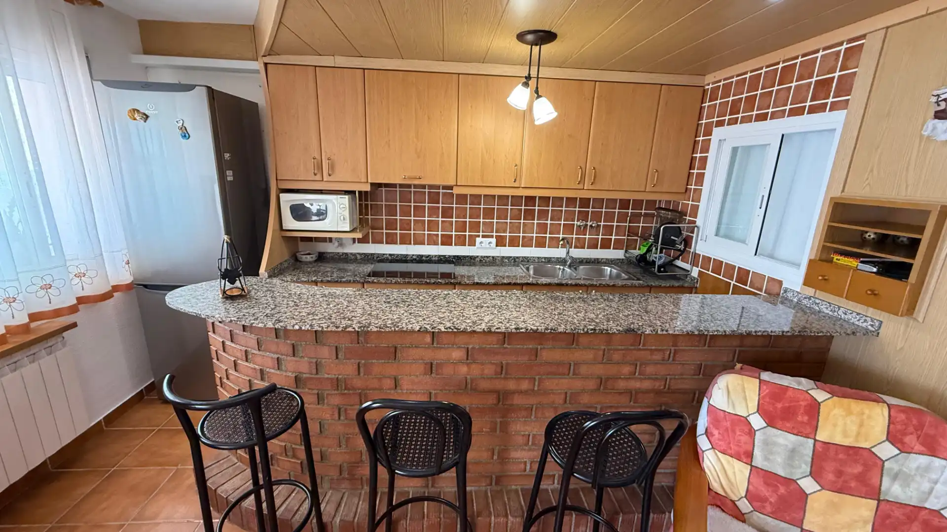 Cocina de Casa adosada en venta en Roda de Berà con Calefacción, Jardín privado y Terraza