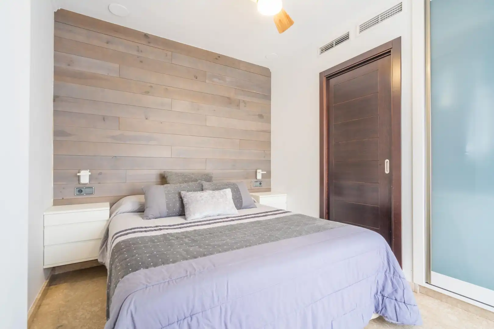 Bedroom of Attic for sale in Tavernes de la Valldigna  with Air Conditioner, Heating and Terrace