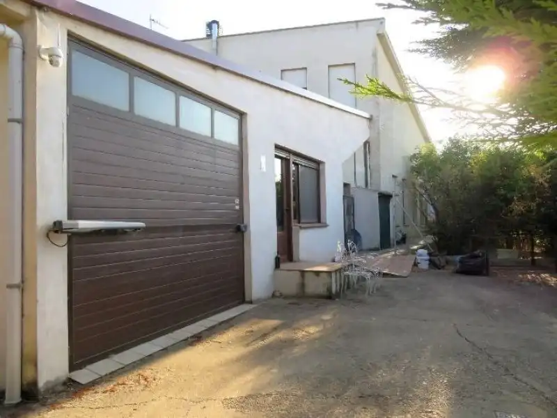 Vista exterior de Casa o chalet en venta en Santa Cristina de Valmadrigal con Calefacción, Jardín privado y Trastero
