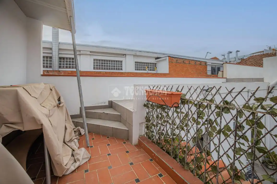 Casa adosada en venda a Hostafrancs
