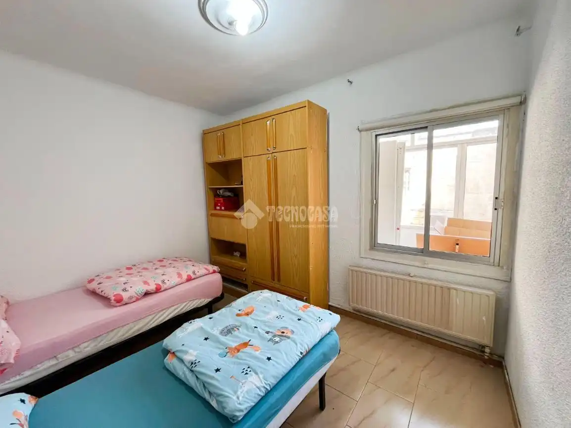 Habitación de Piso en venta en Alagón con Balcón