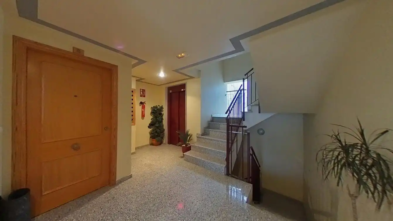 Piso en venta en Torrevieja con Piscina