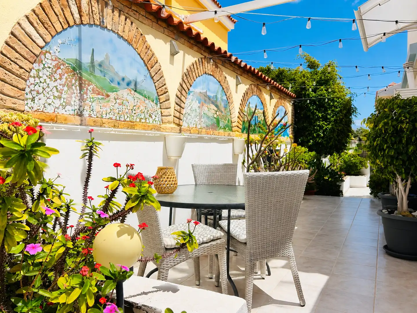 Terrassa de Casa o xalet en venda en San Bartolomé de Tirajana amb Aire condicionat, Jardí privat i Terrassa