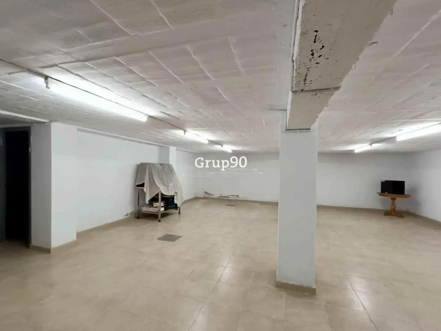 Local comercial en venda a Calle ISAAC ALBENIZ, imagen 28