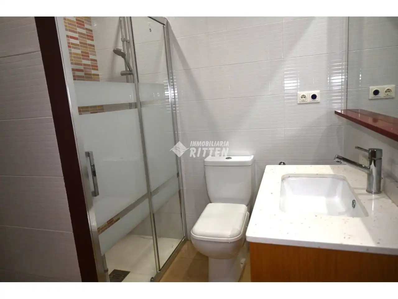 Badezimmer von Einfamilien-Reihenhaus zum Verkauf in Cartagena mit Klimaanlage, Privatgarten und Terrasse
