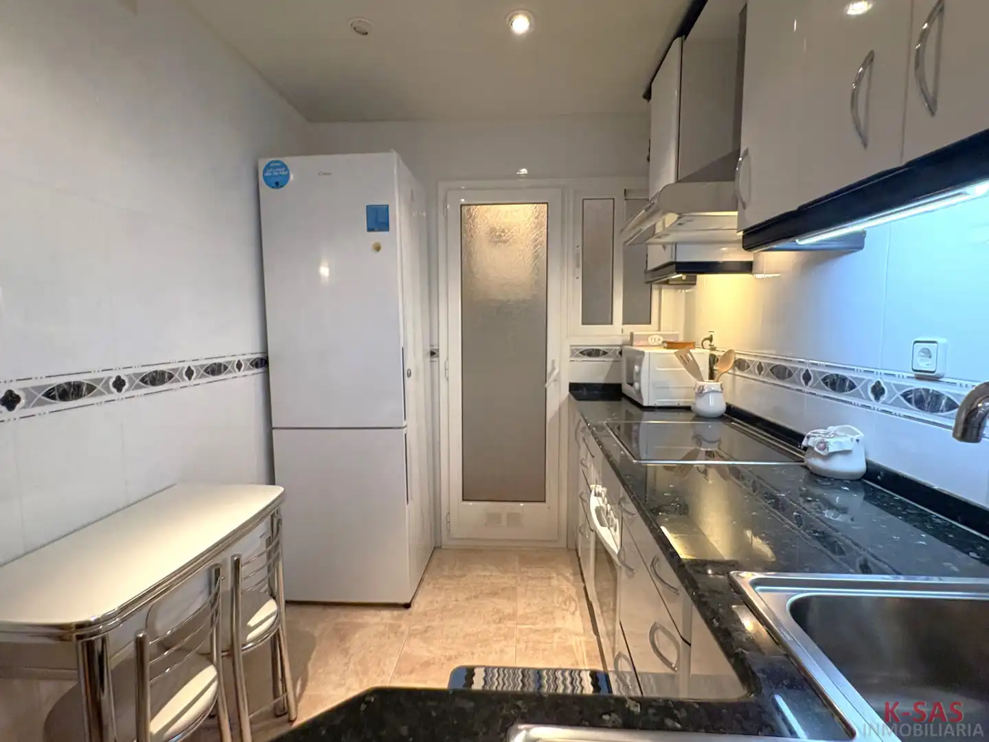 Kitchen of Flat for sale in Esplugues de Llobregat  with Heating, Furnished and Oven
