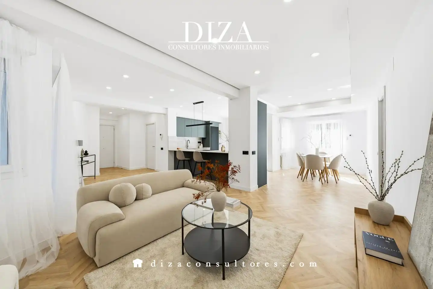 Flat with terrace for sale in Avenida de América