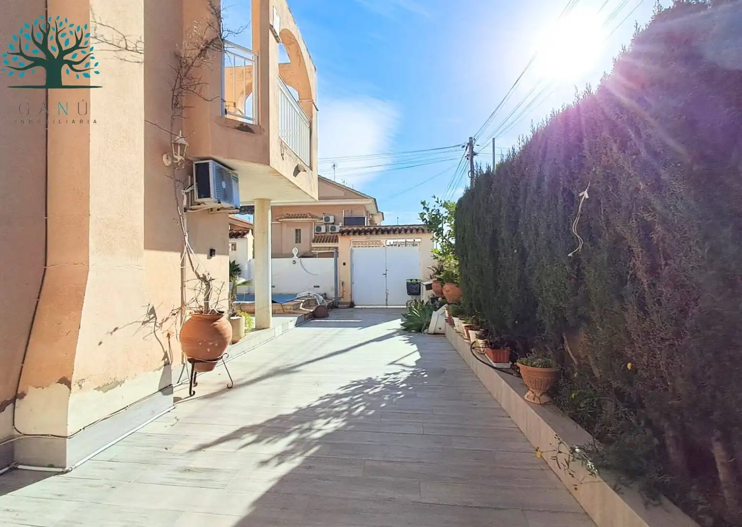 Vista exterior de Casa o xalet en venda en Mazarrón amb Aire condicionat, Calefacció i Jardí privat