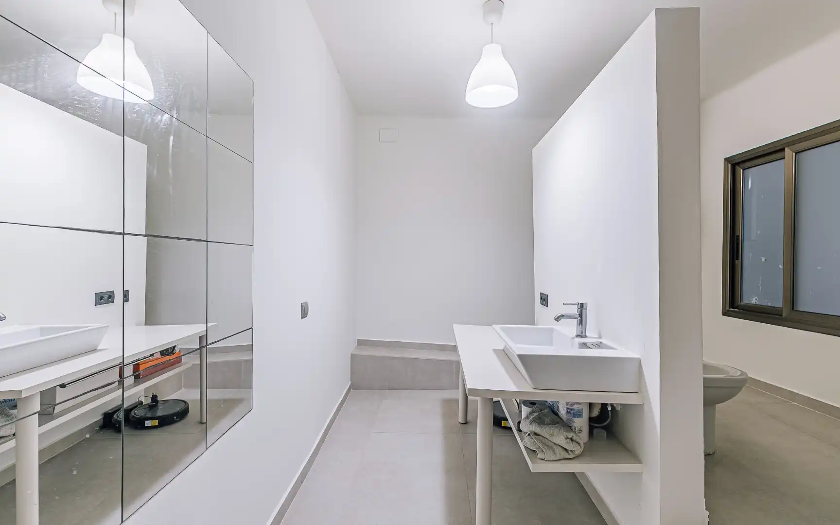 Badezimmer von Wohnung zum Verkauf in Barcelona mit Klimaanlage, Heizung und Möbliert