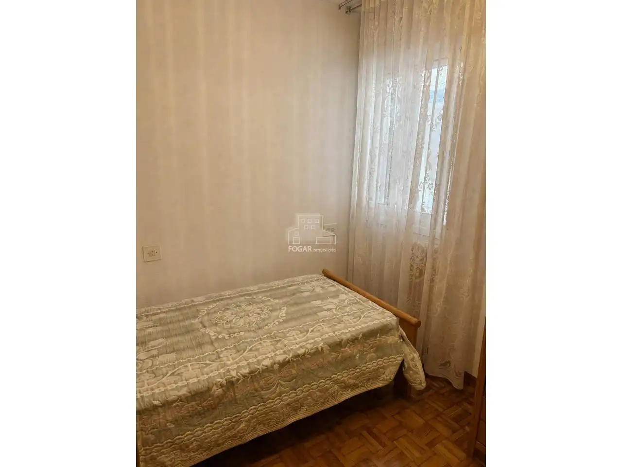 Bedroom of Flat for sale in Vilagarcía de Arousa  with Heating, Furnished and Balcony