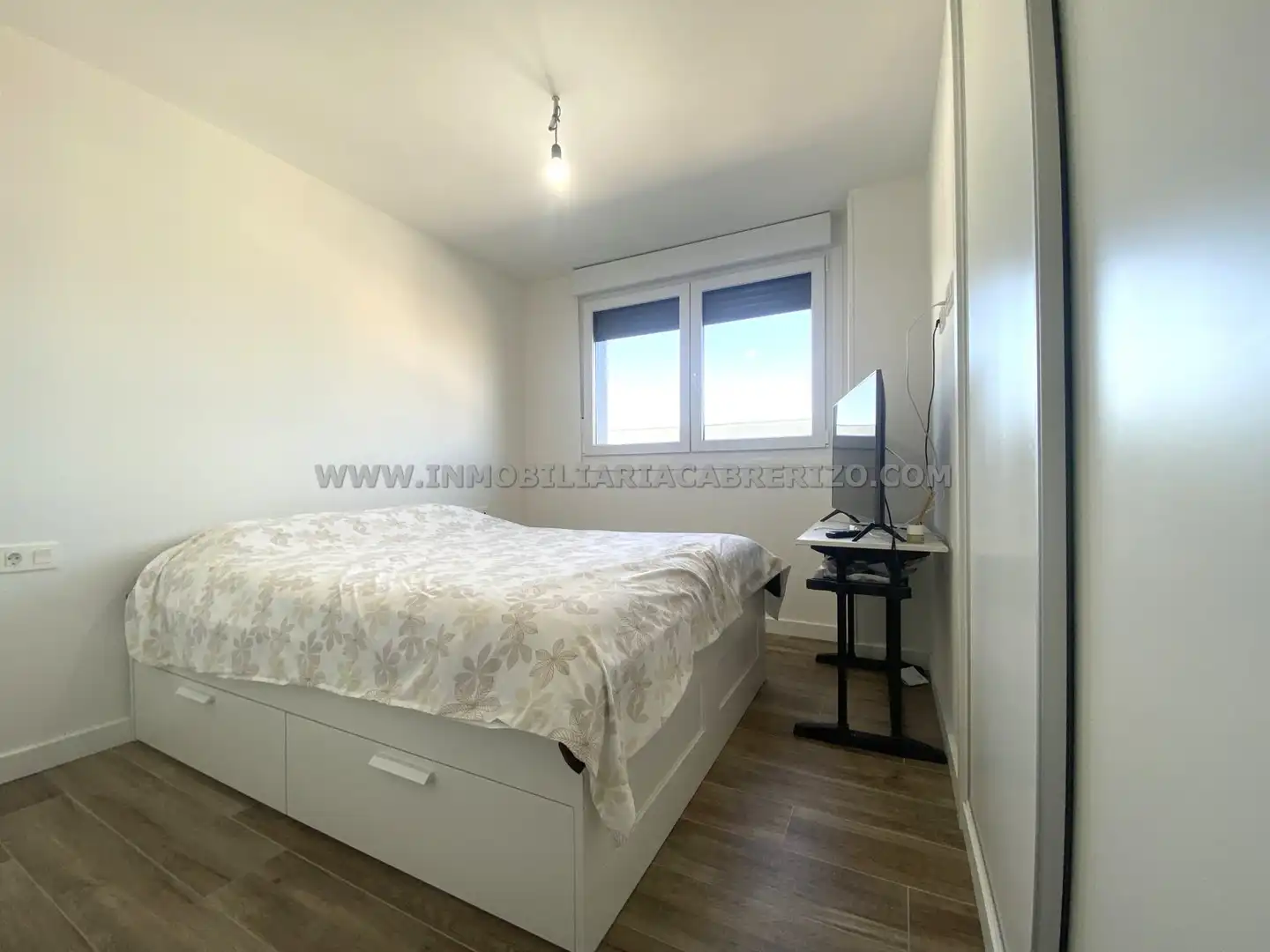 Bedroom of Flat for sale in  Pamplona / Iruña  with Heating, Parquet flooring and Terrace