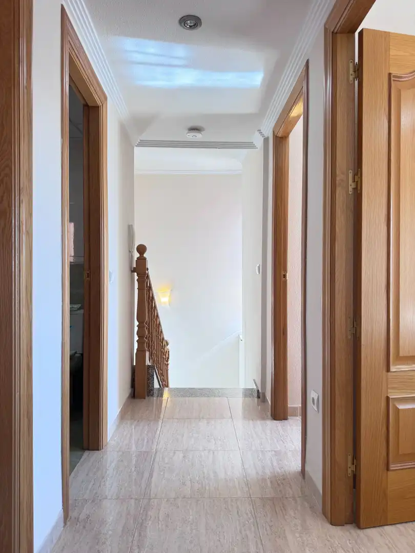 Casa o chalet en venta en Roquetas de Mar con Aire acondicionado, Jardín privado y Terraza