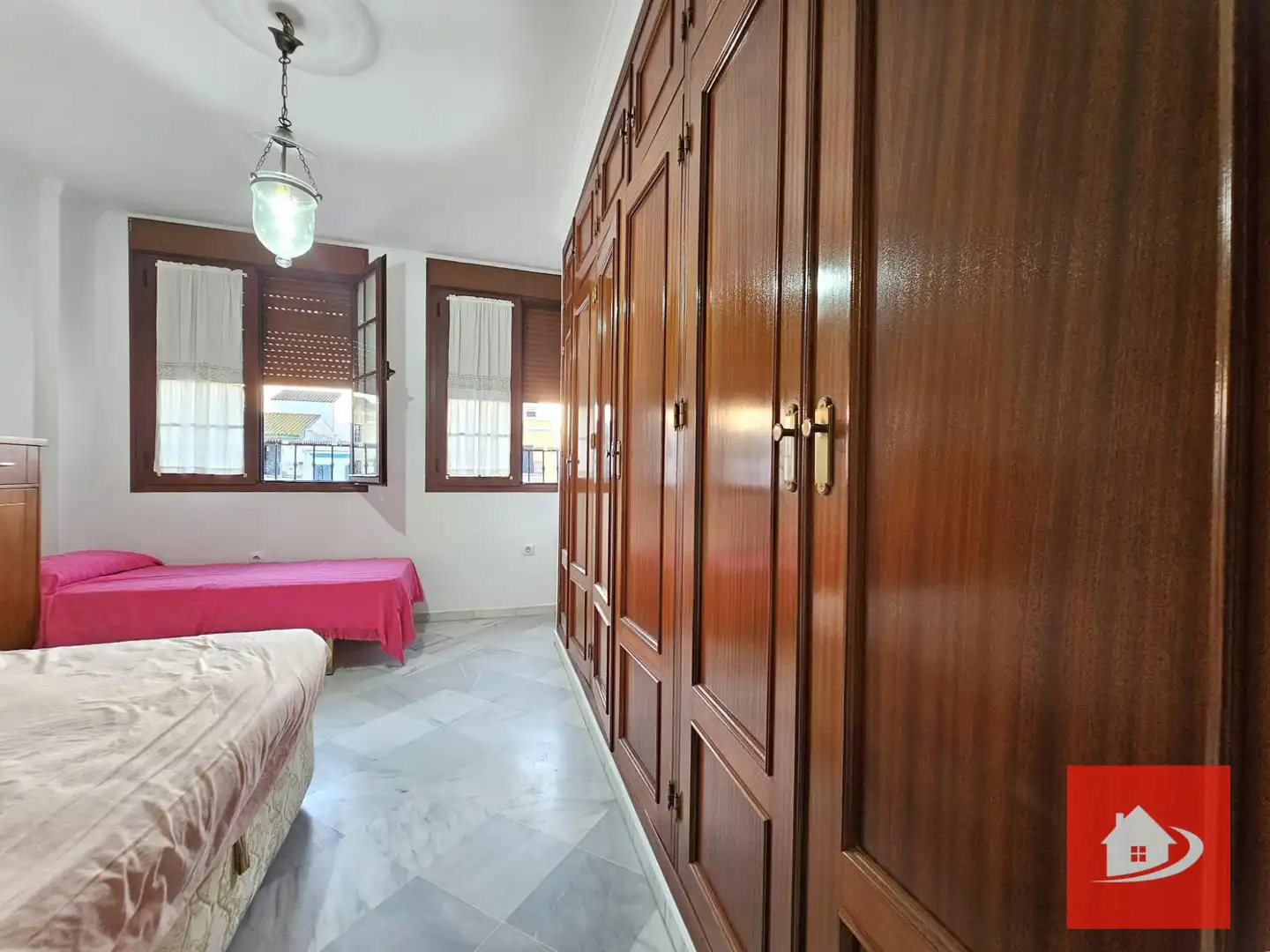 Casa con terraza en venta en Centro - Calzada - Cabo Noval, imagen 6