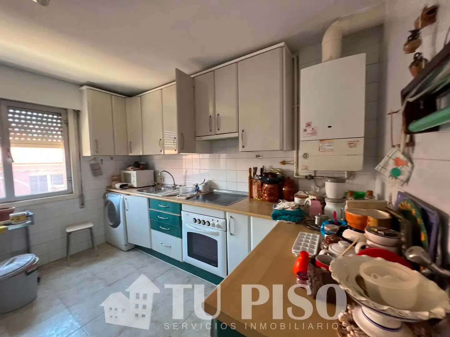 Cocina de Piso en venta en Madrid con Calefacción, Terraza y Amueblado