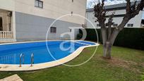 Piscina de Pis de lloguer en Dénia amb Aire condicionat, Calefacció i Jardí privat