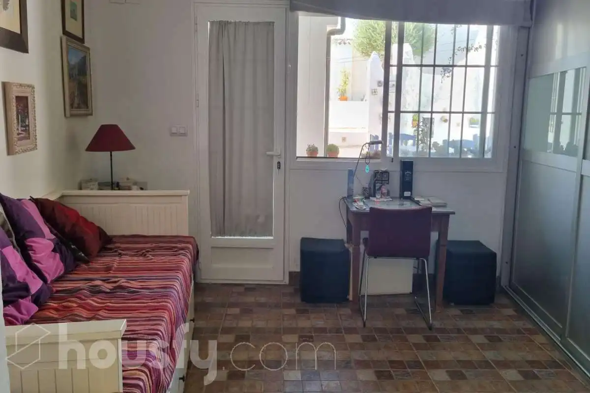 Habitación de Casa o chalet en venta en Priego de Córdoba con Aire acondicionado, Calefacción y Jardín privado