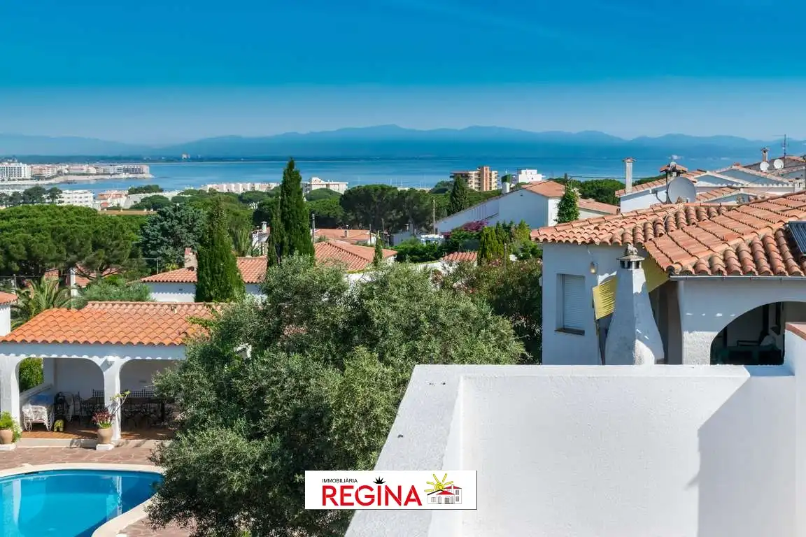 Chalet con piscina en venta en Carrer Pinedes, imagen 25