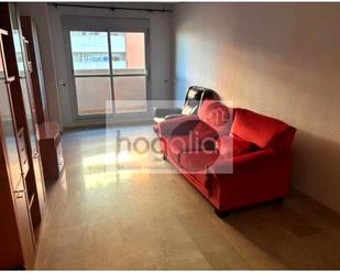 Living room of Flat to rent in  Sevilla Capital  with Air Conditioner, Terrace and Storage room