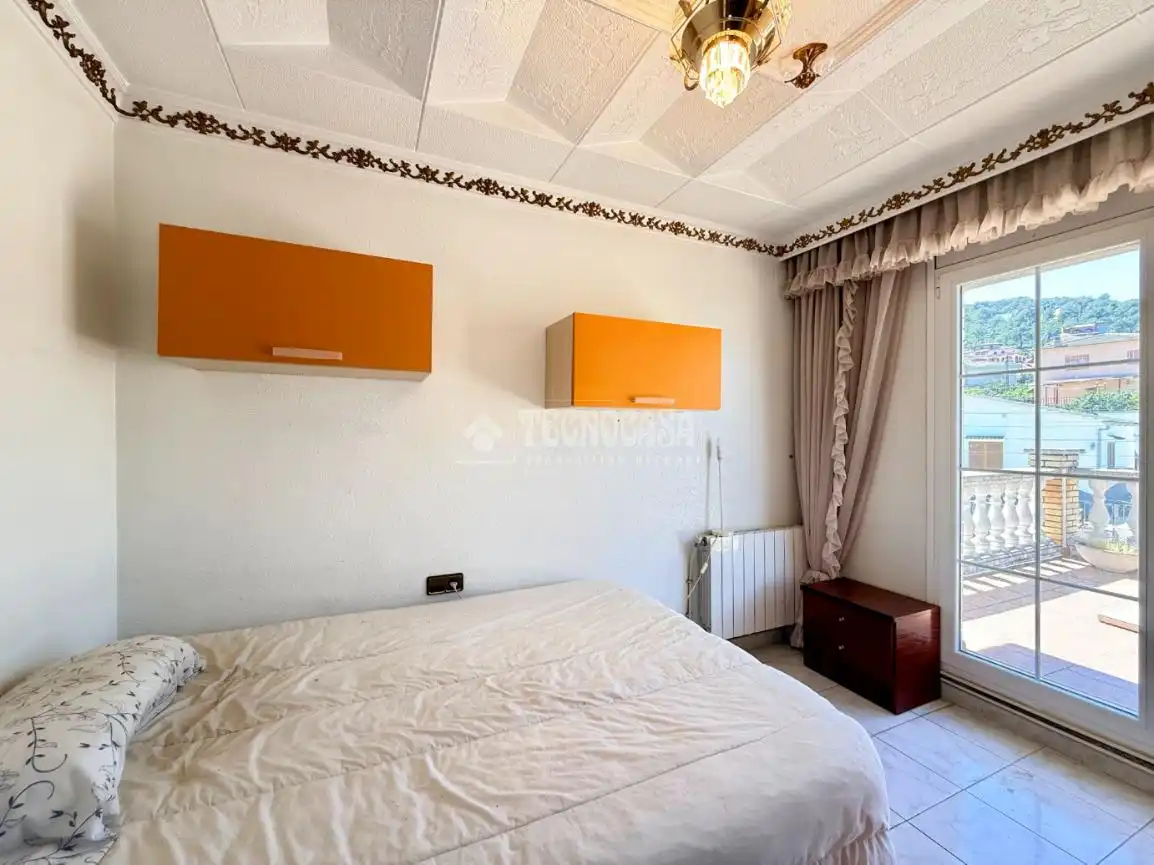 Habitación de Casa o chalet en venta en Canyelles con Terraza y Piscina