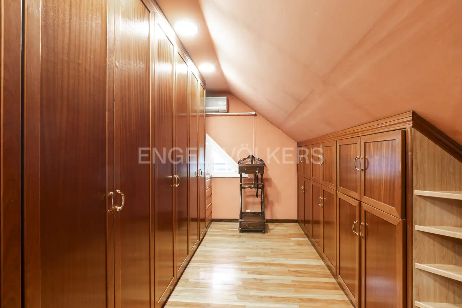 Casa o chalet en venta en Madrid con Aire acondicionado, Calefacción y Jardín privado